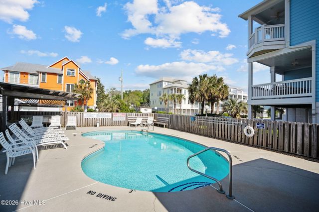 1518 S Lake Park Boulevard 4b, Carolina Beach, NC 28428