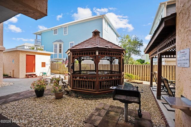 1518 S Lake Park Boulevard 4b, Carolina Beach, NC 28428