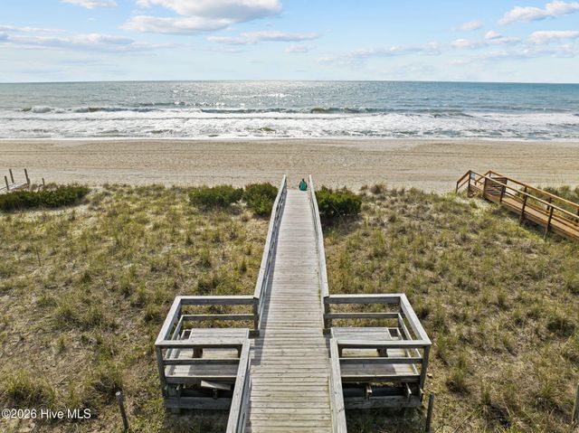 1518 S Lake Park Boulevard 4b, Carolina Beach, NC 28428