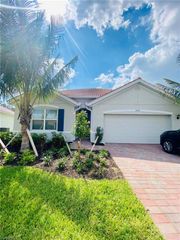 3076 Royal Gardens AVE, Fort Myers, FL 33916