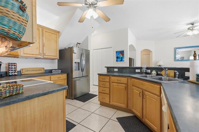 1661 WONDERING OAK LANE, Deland, FL 32720