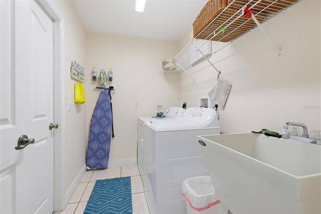 1661 WONDERING OAK LANE, Deland, FL 32720