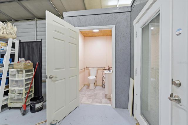 1661 WONDERING OAK LANE, Deland, FL 32720