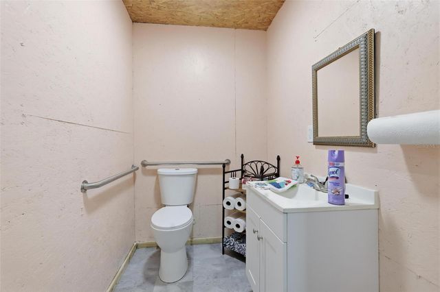 1661 WONDERING OAK LANE, Deland, FL 32720