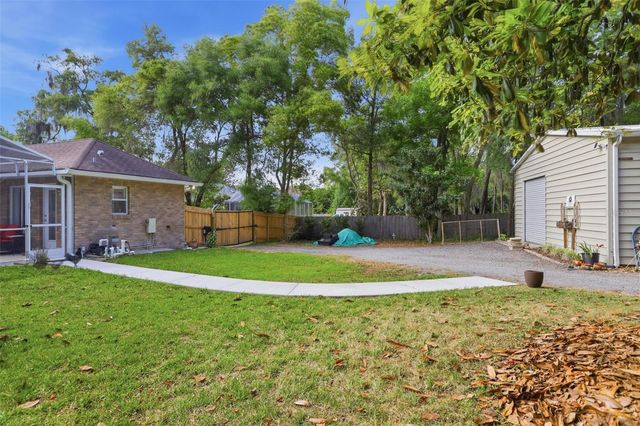 1661 WONDERING OAK LANE, Deland, FL 32720