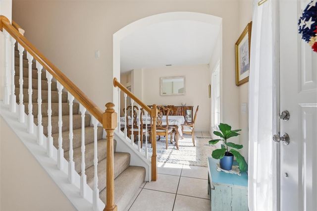 1661 WONDERING OAK LANE, Deland, FL 32720