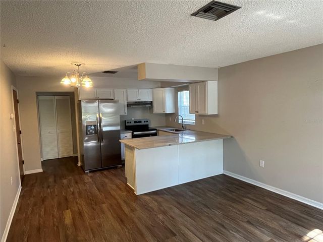 414 JENNIFER LANE, Eustis, FL 32726