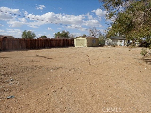 12744 Running Deer, Apple Valley, CA 92308