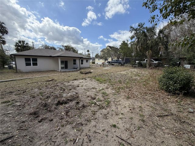 221 W EUCLID AVENUE, Deland, FL 32720