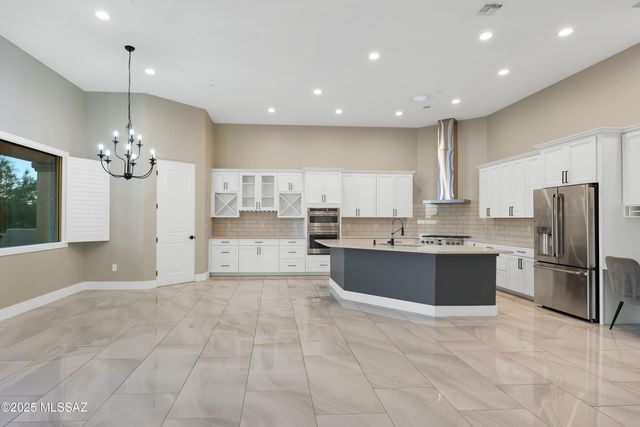 10355 N La Cholla Boulevard, Oro Valley, AZ 85742