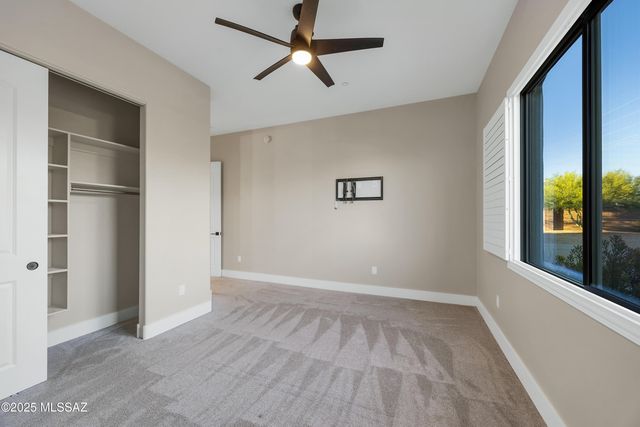 10355 N La Cholla Boulevard, Oro Valley, AZ 85742