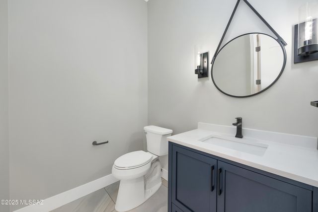 10355 N La Cholla Boulevard, Oro Valley, AZ 85742