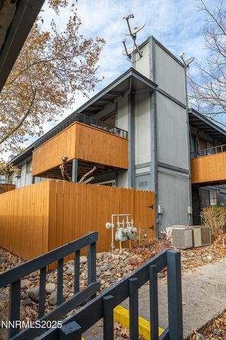 2169 Kietzke Lane B, Reno, NV 89502