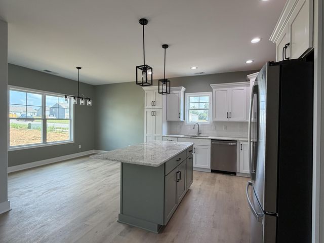 173 Watercrest Way, Georgetown, KY 40324