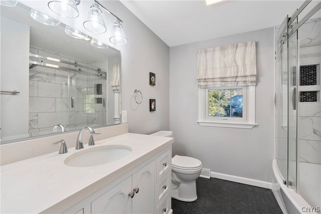 5006 Harvest Lane, Clay, NY 13088