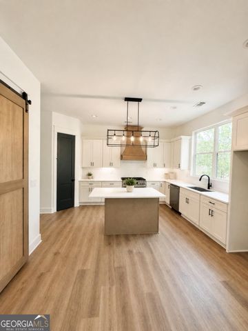 790 Ferguson Place, Dallas, GA 30132