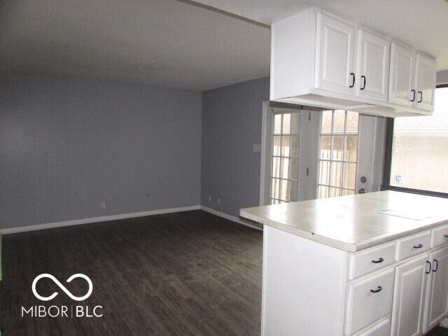 8123 E 20th Street, Indianapolis, IN 46219