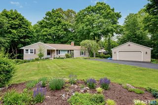 27 Apple Lane, Redding, CT 06896