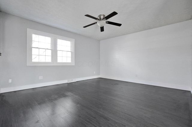 282 River Forest Road, Pataskala, OH 43062