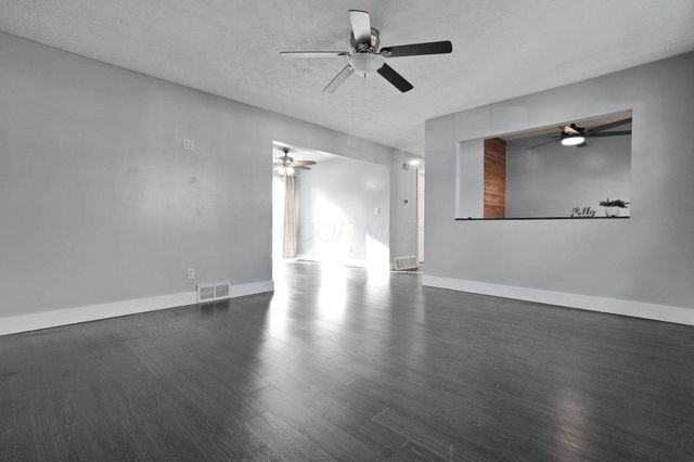 282 River Forest Road, Pataskala, OH 43062