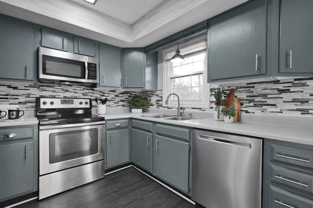 282 River Forest Road, Pataskala, OH 43062