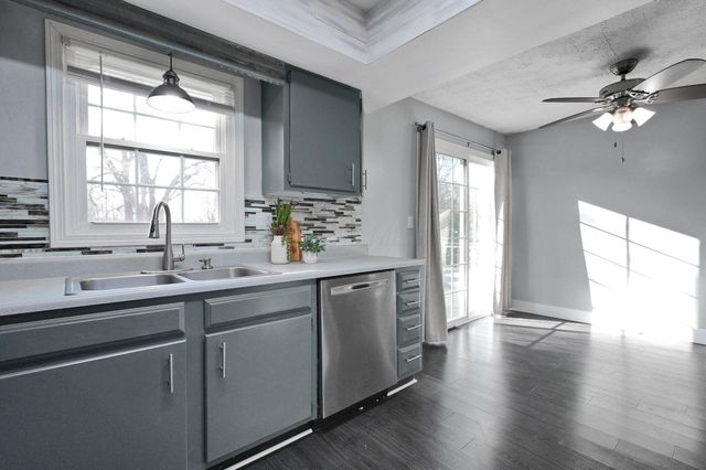 282 River Forest Road, Pataskala, OH 43062