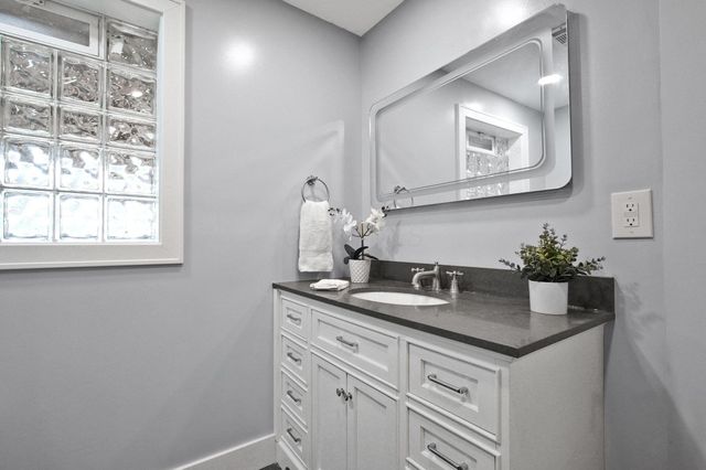 282 River Forest Road, Pataskala, OH 43062