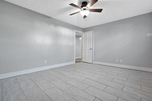 282 River Forest Road, Pataskala, OH 43062