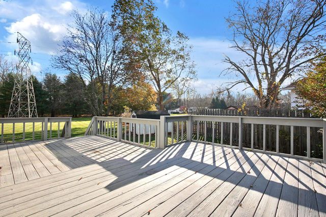 282 River Forest Road, Pataskala, OH 43062