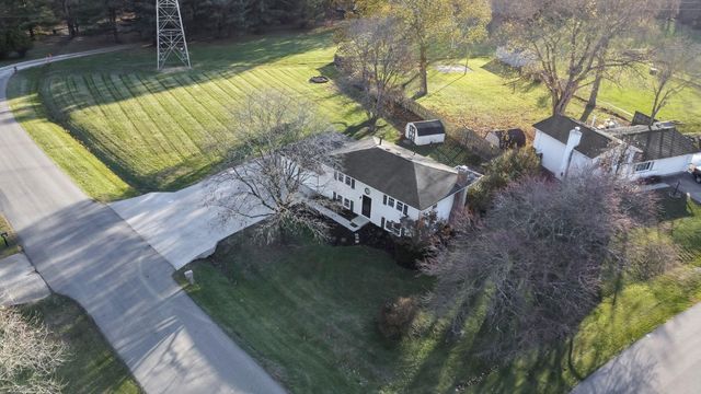282 River Forest Road, Pataskala, OH 43062