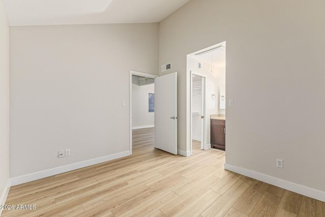 413 E CULLUMBER Avenue B, Gilbert, AZ 85234