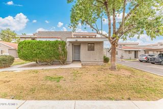 413 E CULLUMBER Avenue B, Gilbert, AZ 85234