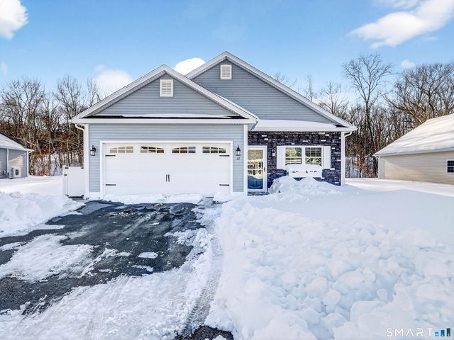 13 Henry Drive 13, Plainfield, CT 06354