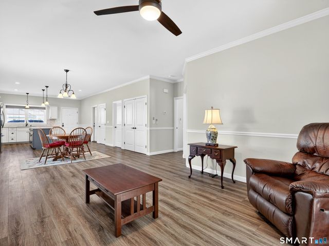 13 Henry Drive 13, Plainfield, CT 06354