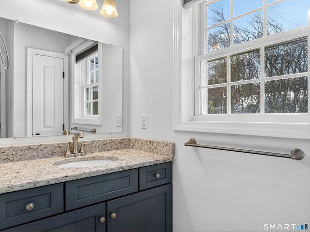 13 Henry Drive 13, Plainfield, CT 06354