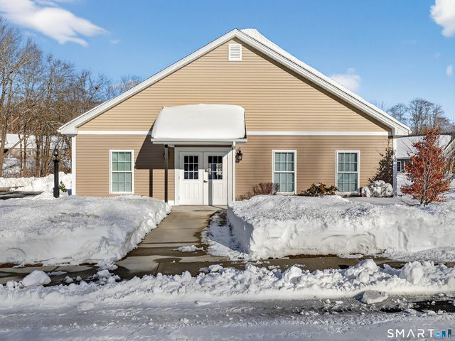 13 Henry Drive 13, Plainfield, CT 06354
