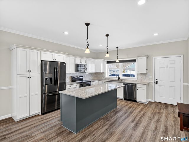 13 Henry Drive 13, Plainfield, CT 06354