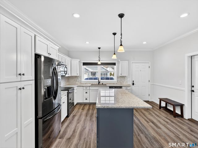 13 Henry Drive 13, Plainfield, CT 06354