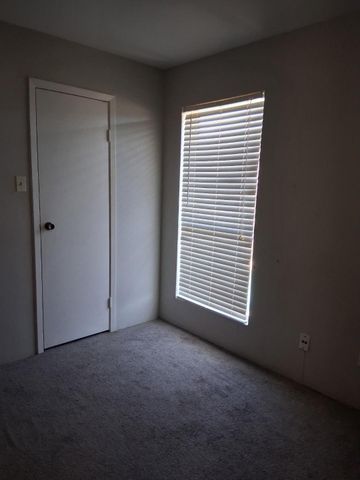 12905 Woodforest Boulevard 502, Houston, TX 77015