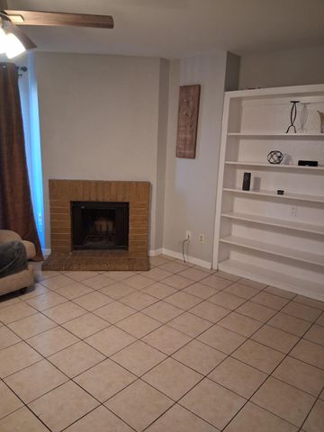 12905 Woodforest Boulevard 502, Houston, TX 77015