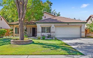 8504 Lighthouse Drive, Bakersfield, CA 93312
