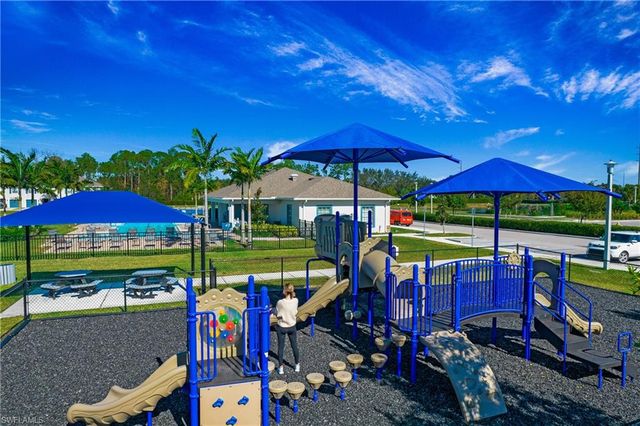15100 Wildflower CIR, Naples, FL 34119