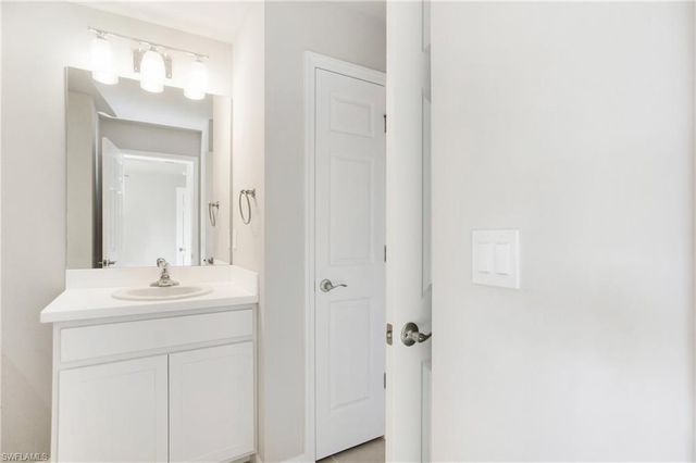 15100 Wildflower CIR, Naples, FL 34119