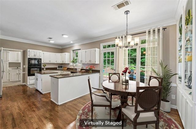 6844 Wynbrooke Cove, Stone Mountain, GA 30087