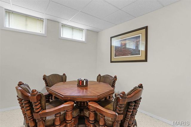 5812 Cataumet Court, St Louis, MO 63128