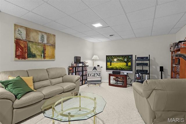 5812 Cataumet Court, St Louis, MO 63128