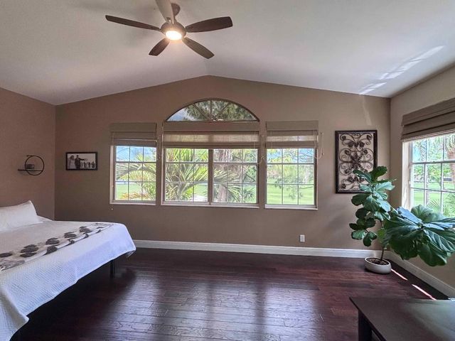 49 Vía Verona, Palm Beach Gardens, FL 33418