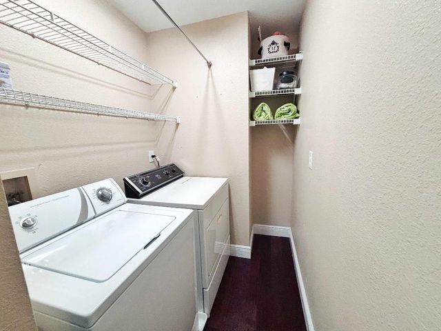 49 Vía Verona, Palm Beach Gardens, FL 33418