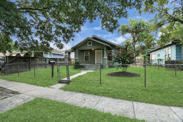 106 Kemton Street, Houston, TX 77012