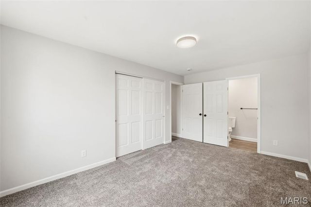 15693 Dresden Lake Court, Chesterfield, MO 63017